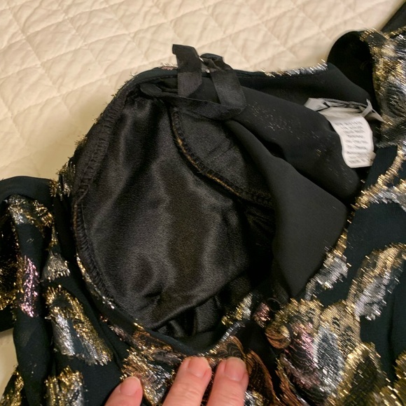 Black and silver and gold shirt with satin black pants brand new tag still on - Picture 9 of 10